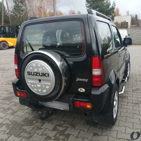 Samochód Suzuki Jimny 2009